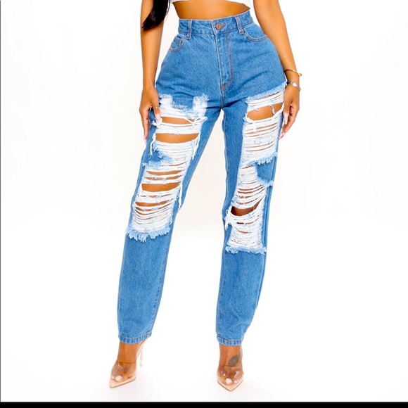 Fashion Nova Denim - Size 1 Fashion Nova Don’t kill my vibe distressed boyfriend jeans